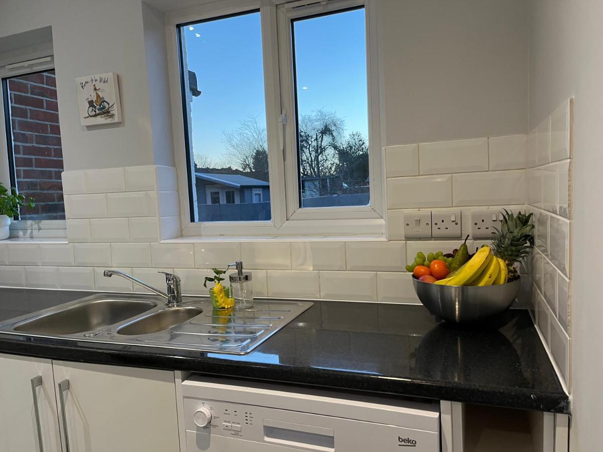 Three Bedroom City Home With Garden Southampton Exteriör bild